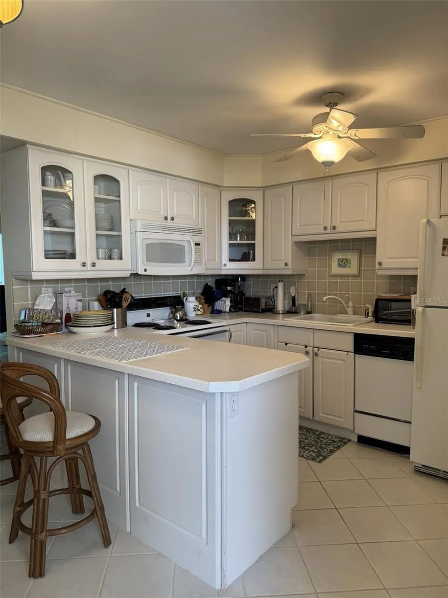 33 S GULFSTREAM AVE #702 #702