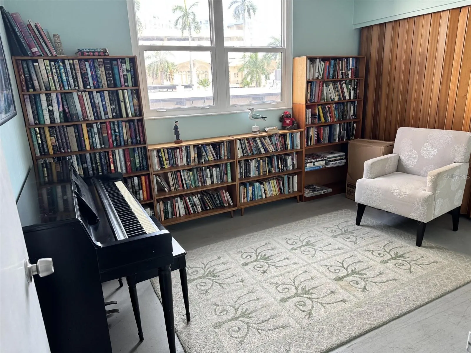 33 S GULFSTREAM AVE #702 #702