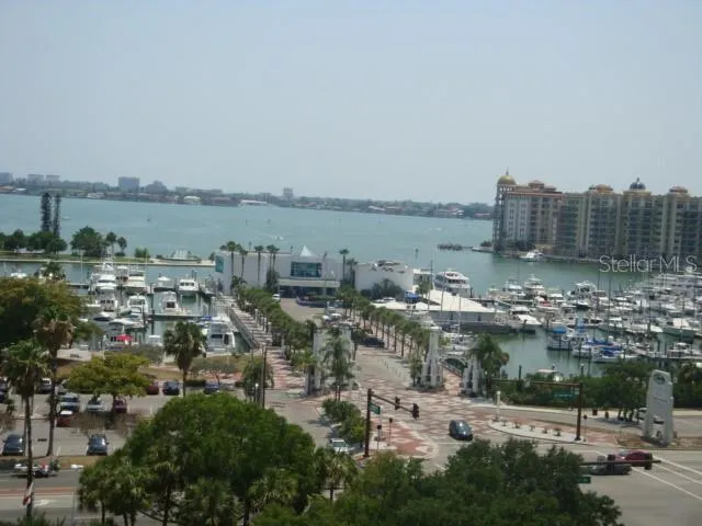 33 S GULFSTREAM AVE #702 #702