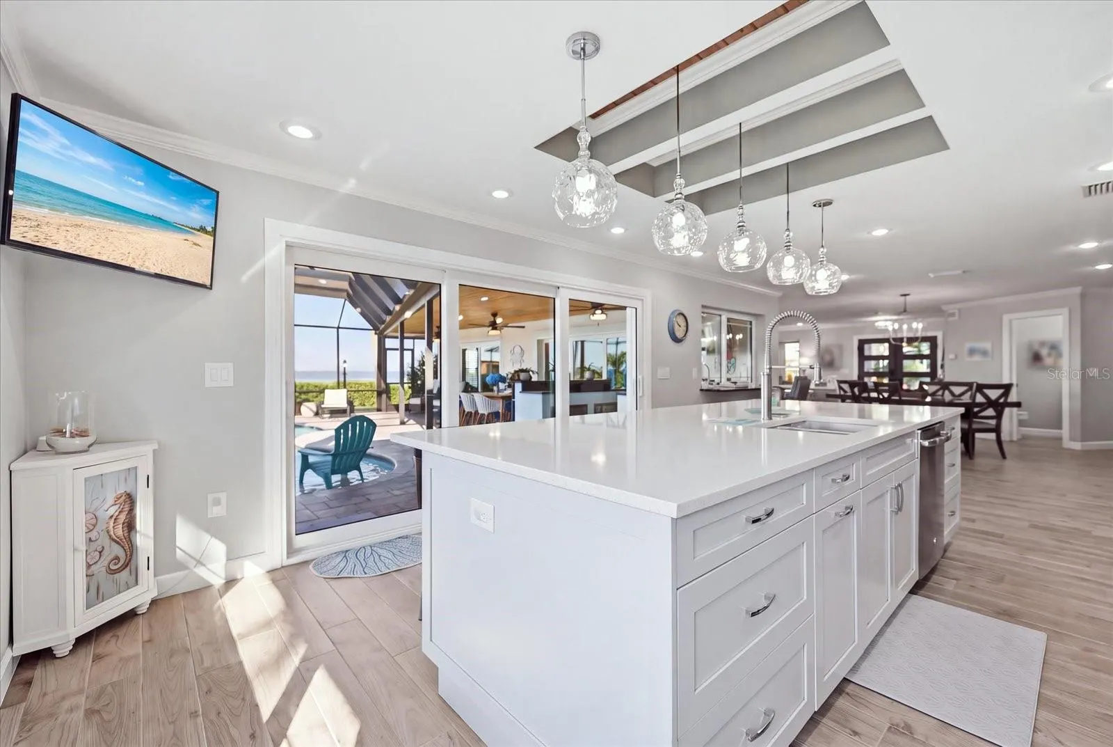 302 BRADEN AVE