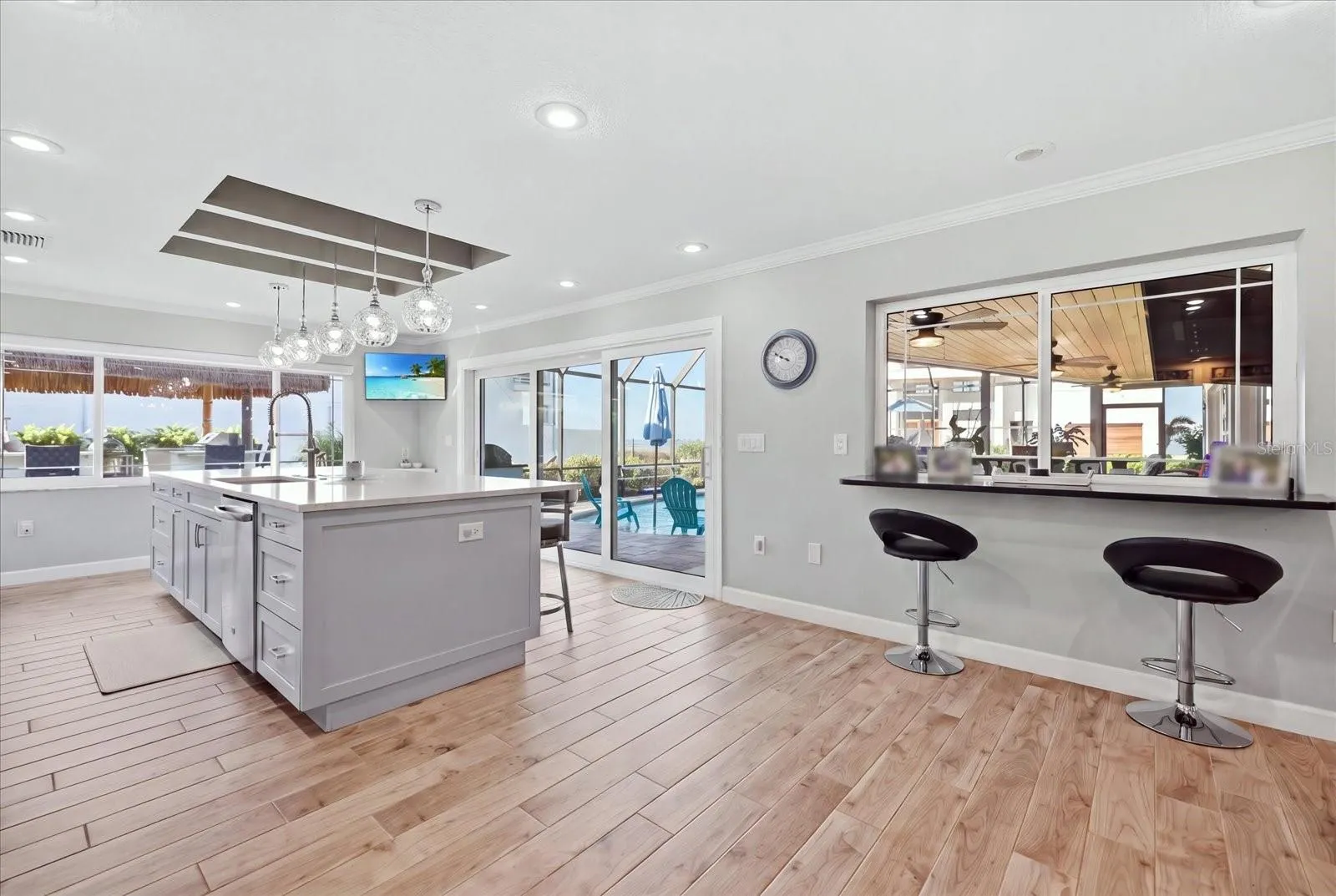 302 BRADEN AVE