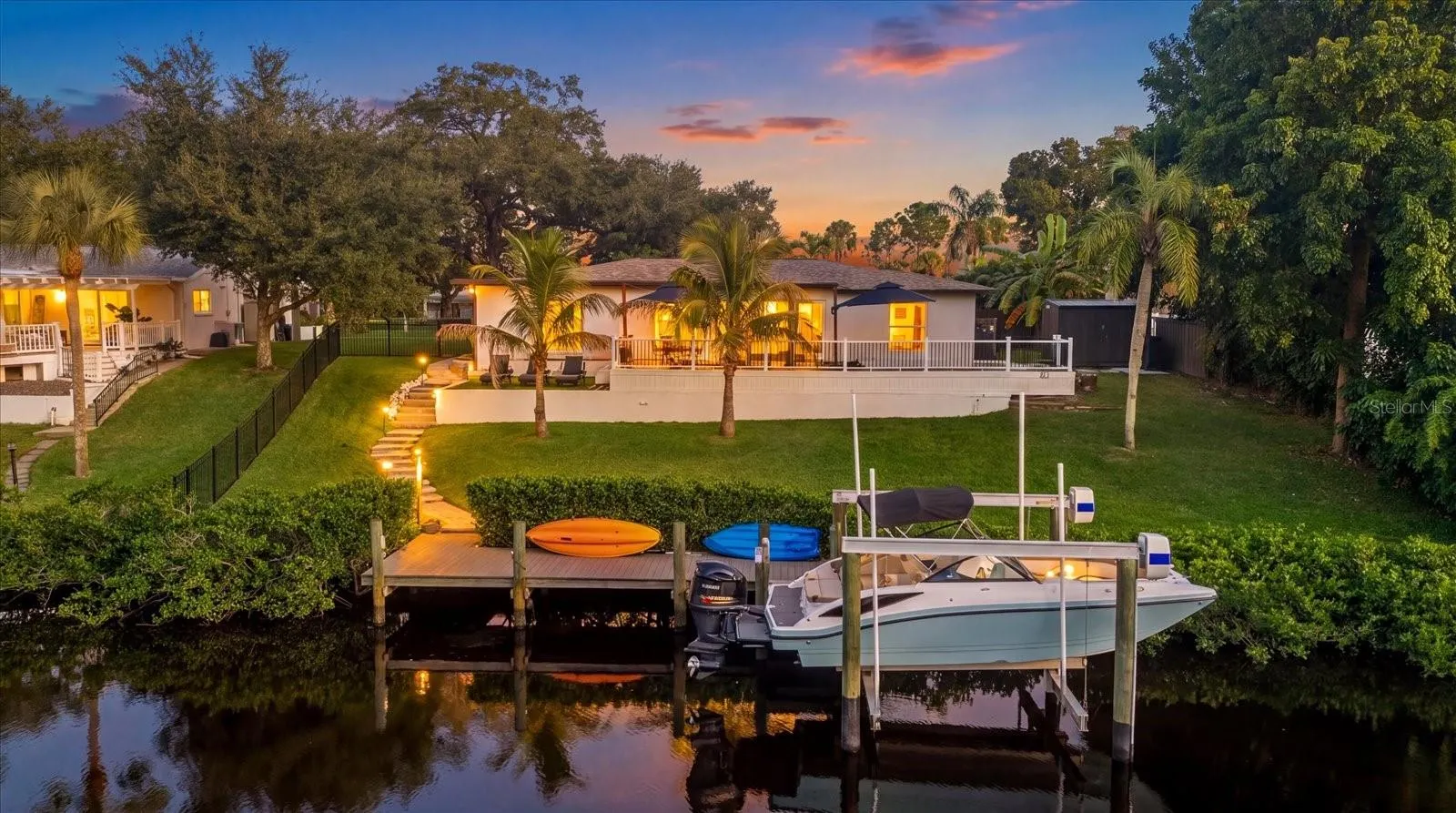481 MAGELLAN DR