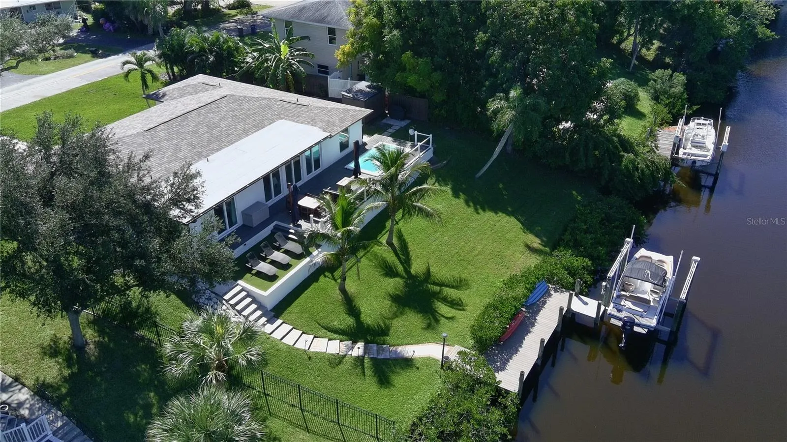 481 MAGELLAN DR