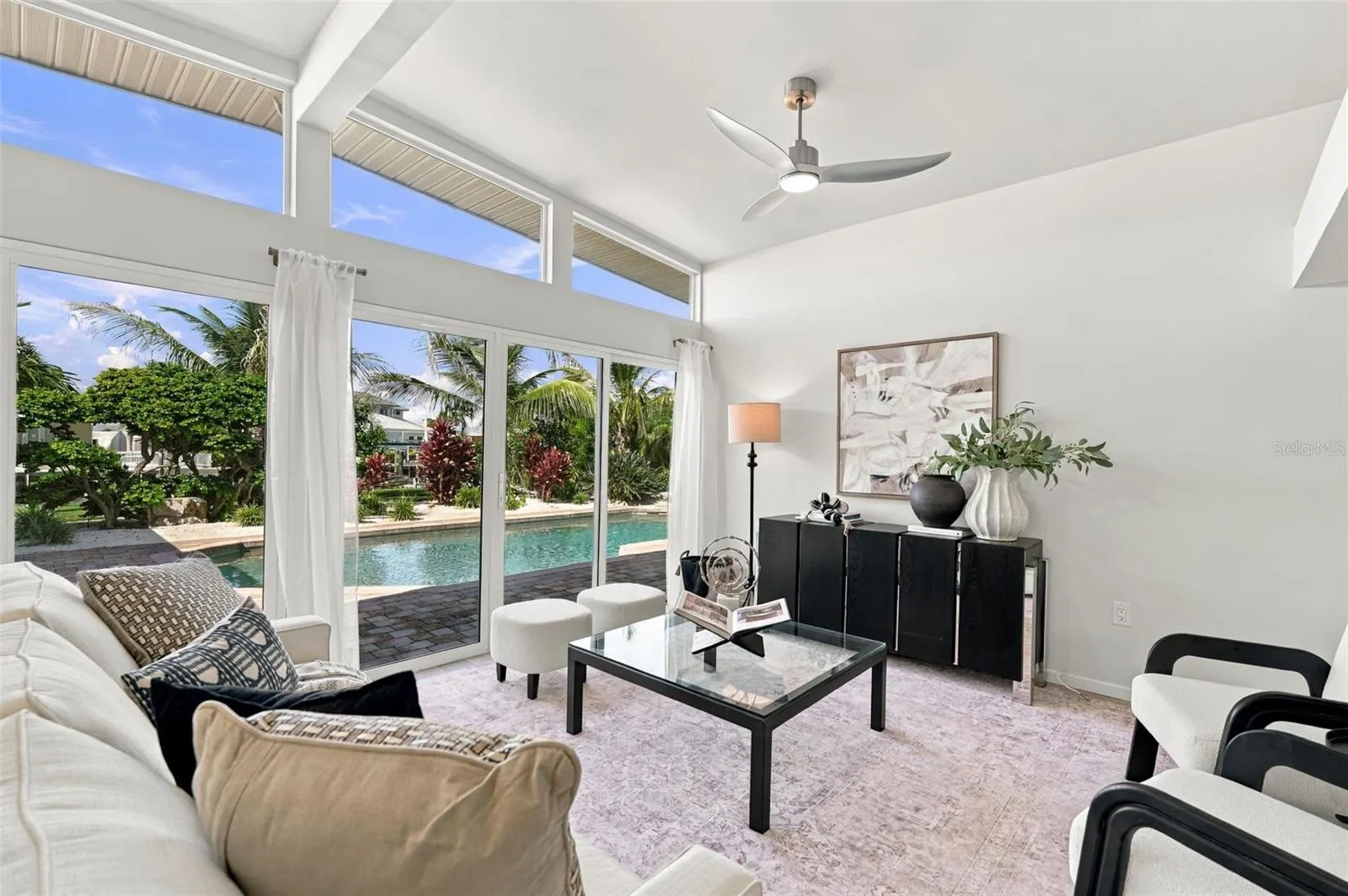 528 KEY ROYALE DR