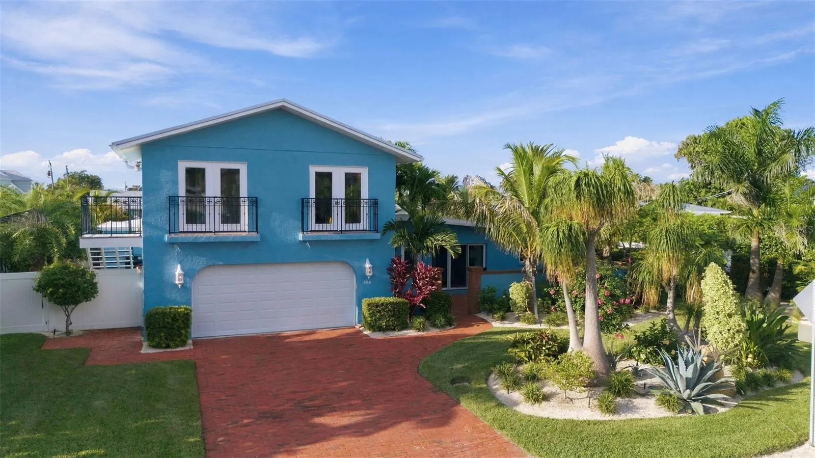 528 KEY ROYALE DR