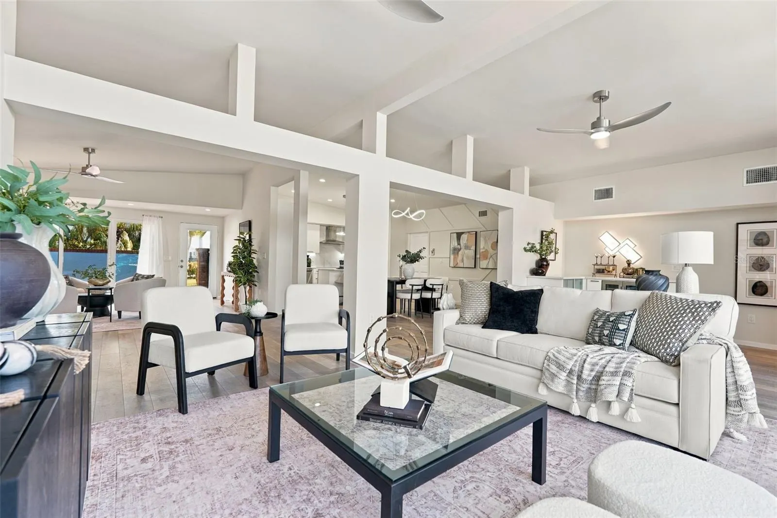 528 KEY ROYALE DR