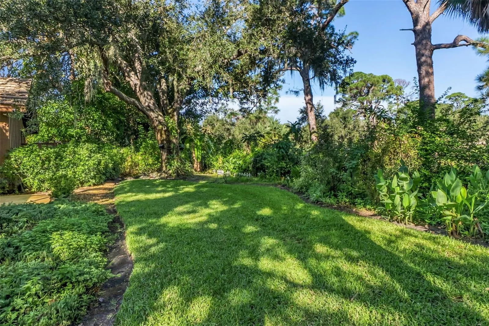 5122 KESTRAL PARK S