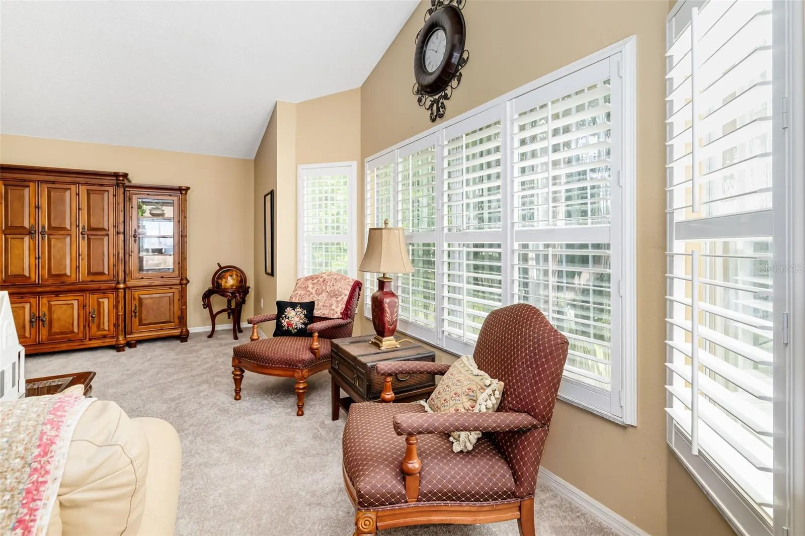 9678 KNIGHTSBRIDGE CIR