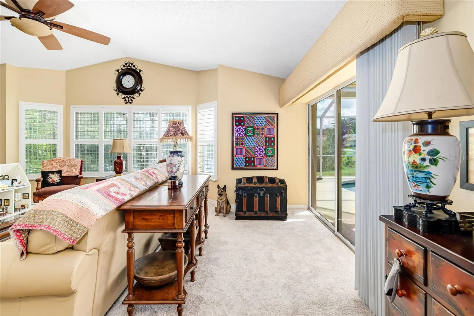 9678 KNIGHTSBRIDGE CIR