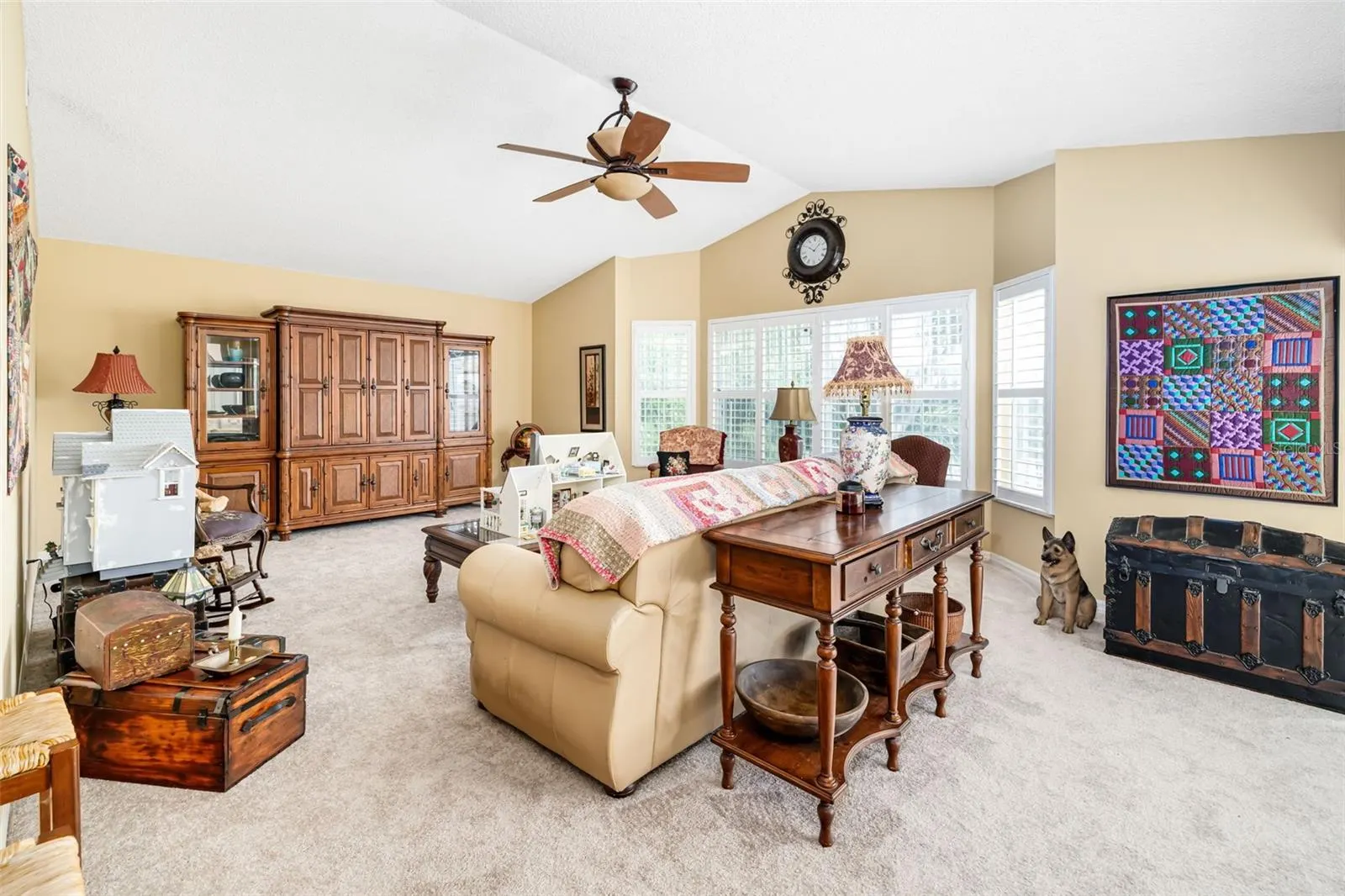 9678 KNIGHTSBRIDGE CIR