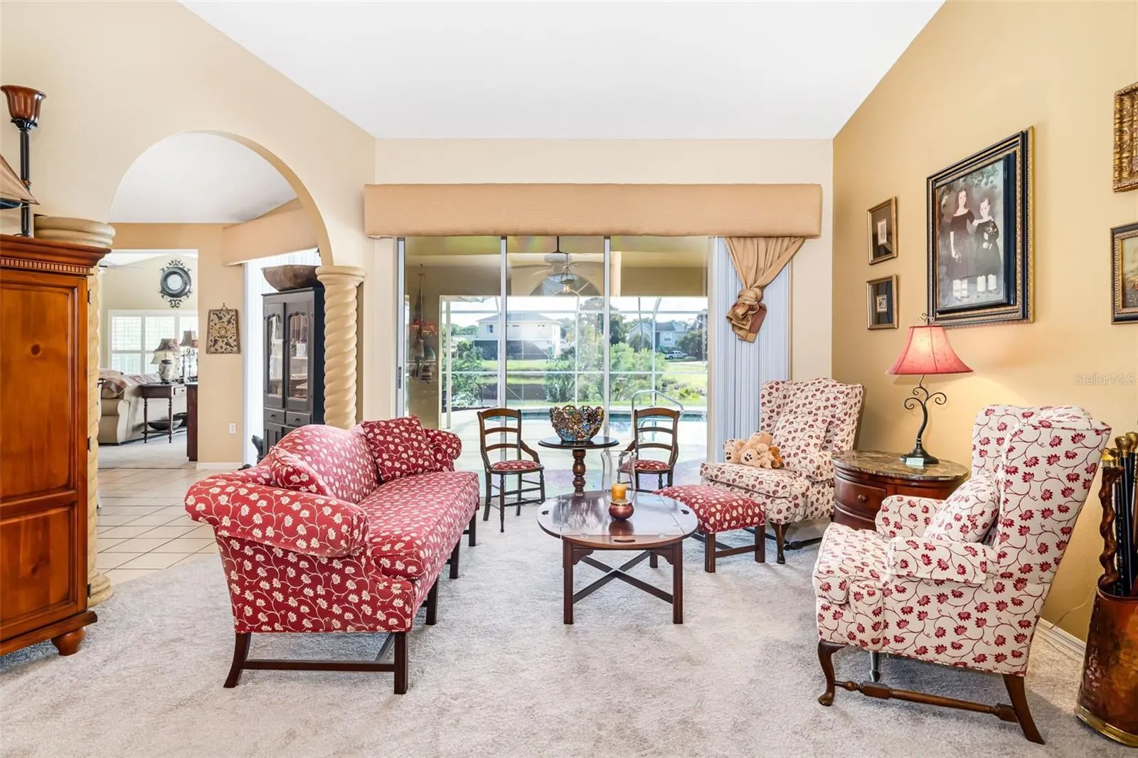 9678 KNIGHTSBRIDGE CIR