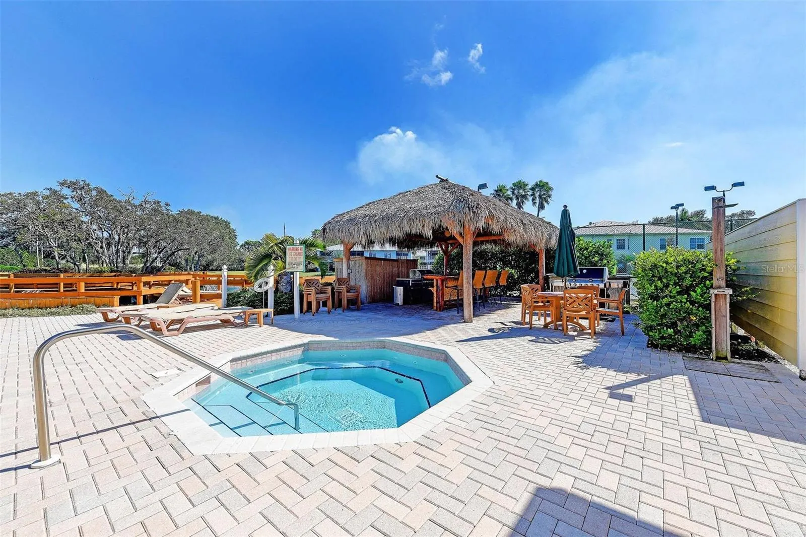 250 HIDDEN BAY DR #301 #301
