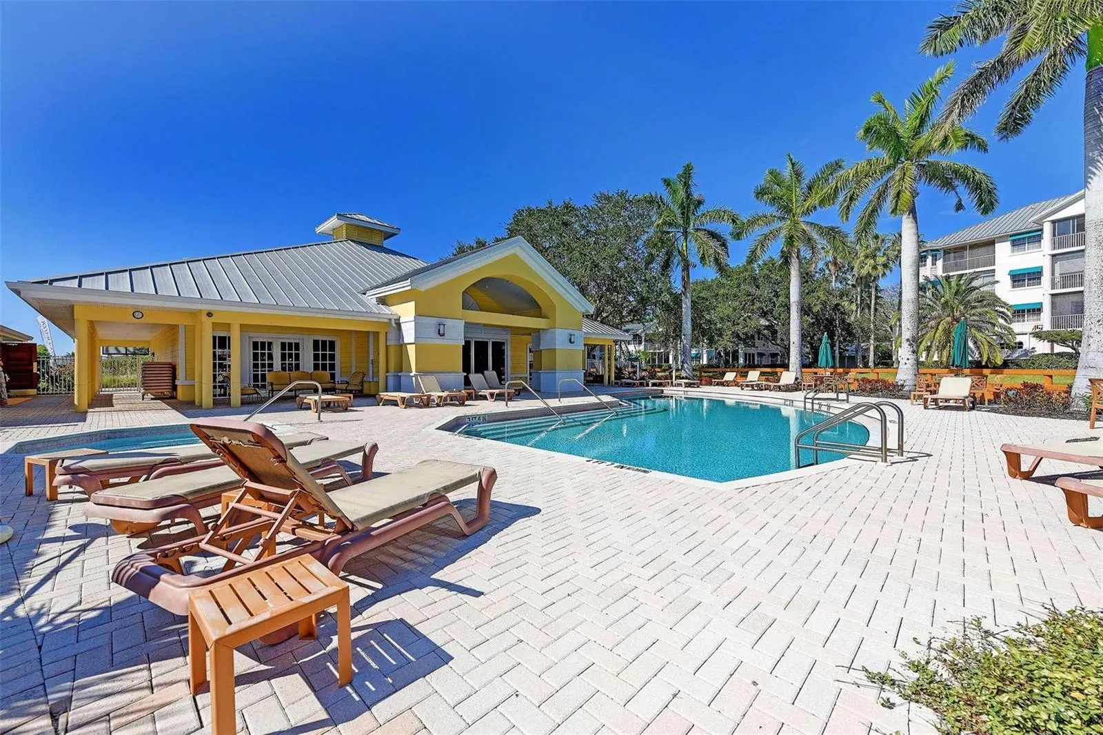 250 HIDDEN BAY DR #301 #301