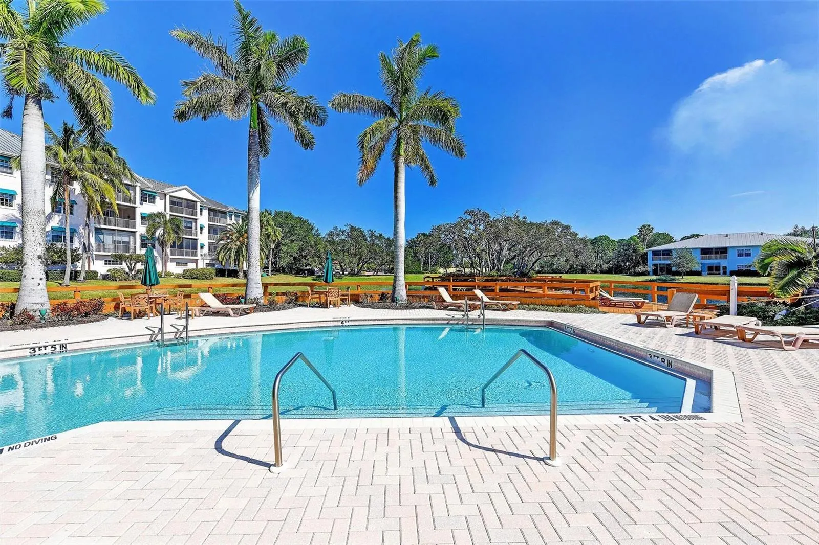 250 HIDDEN BAY DR #301 #301