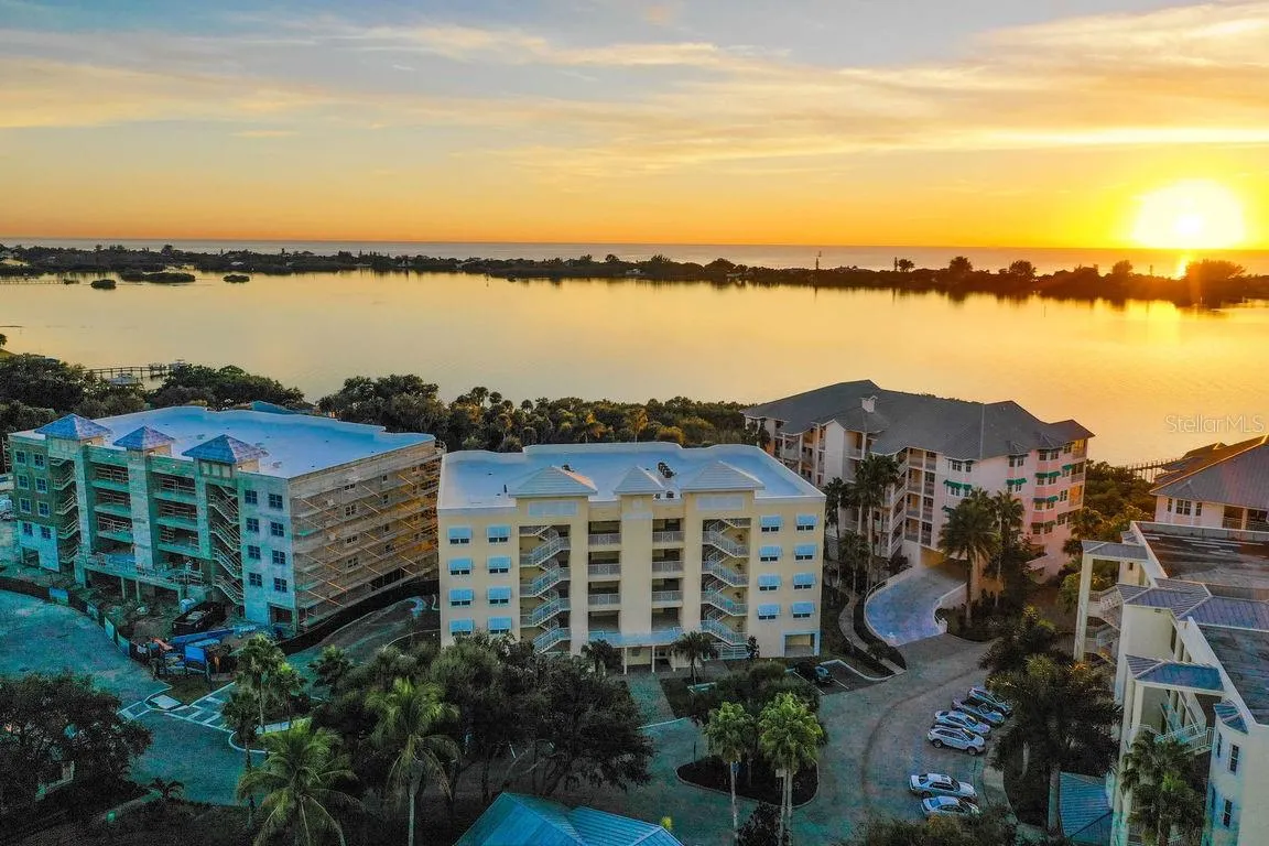 250 HIDDEN BAY DR #301 #301