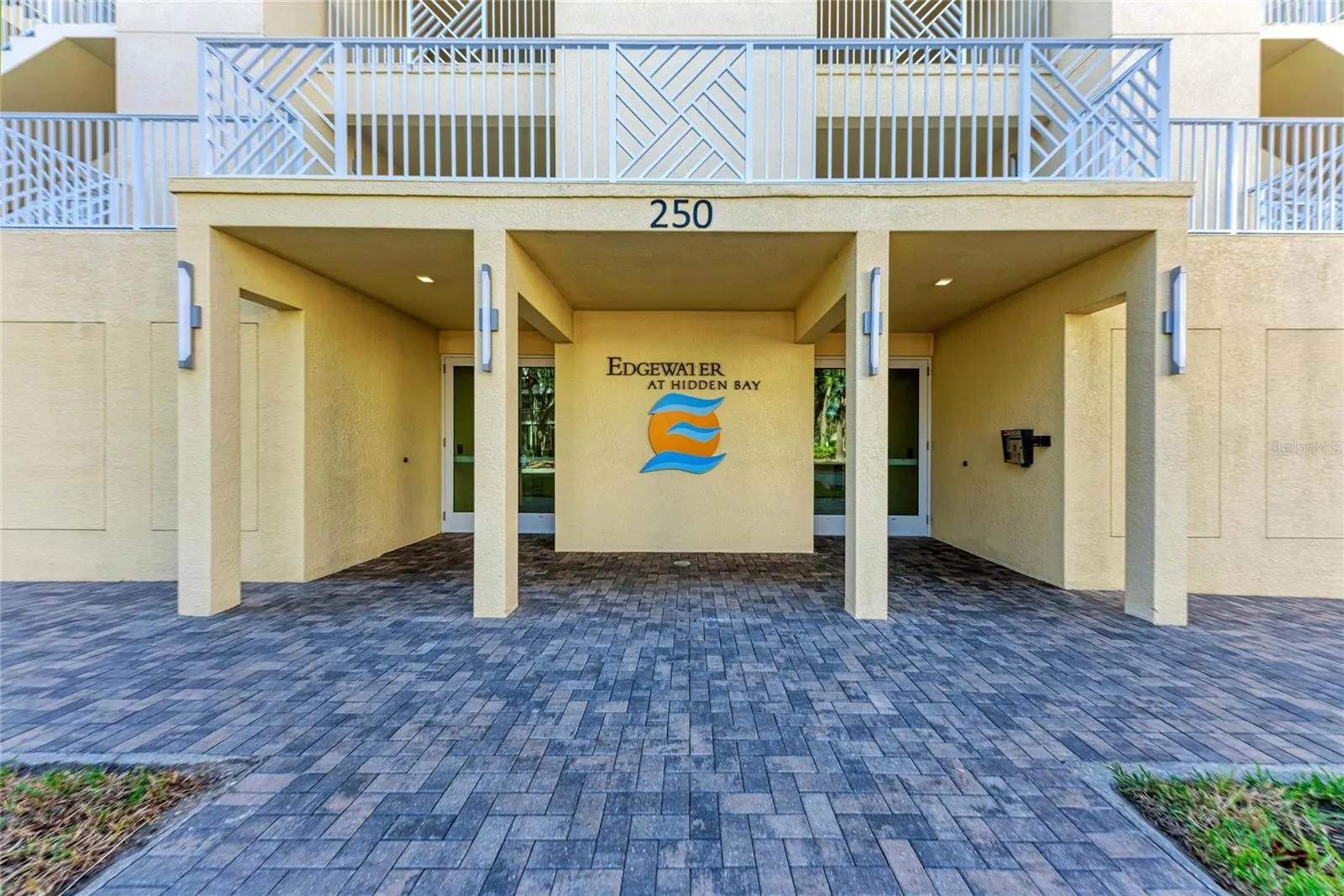 250 HIDDEN BAY DR #301 #301