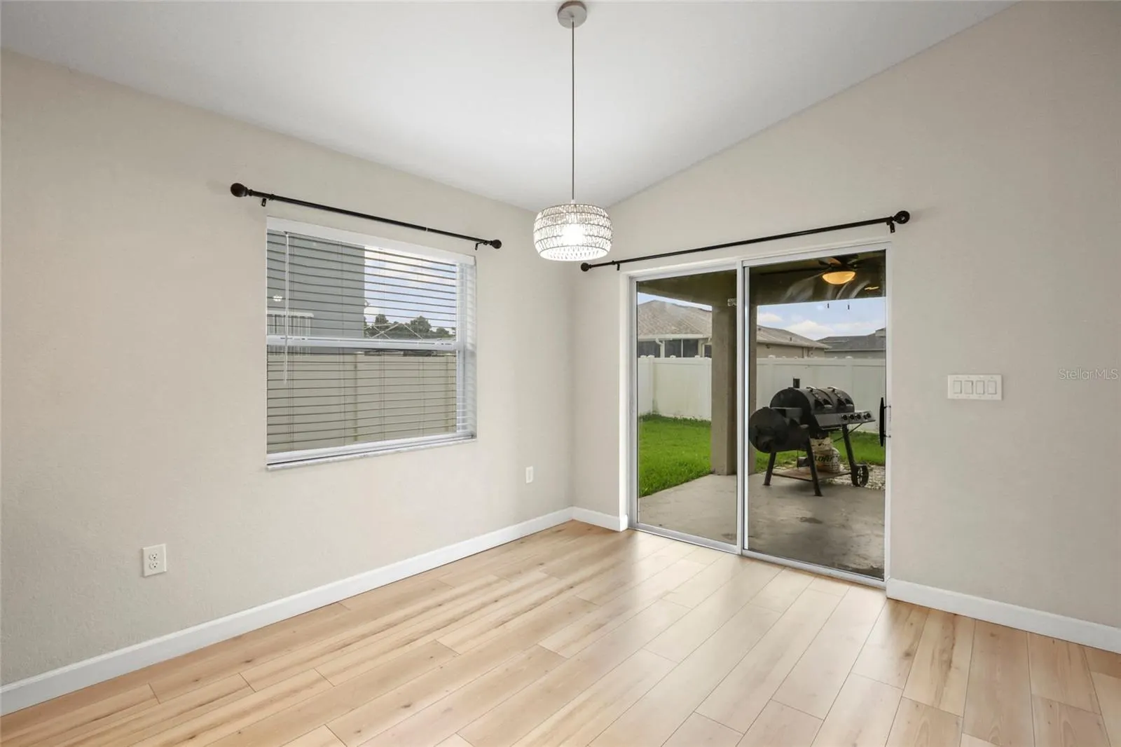 3258 52ND CIR E