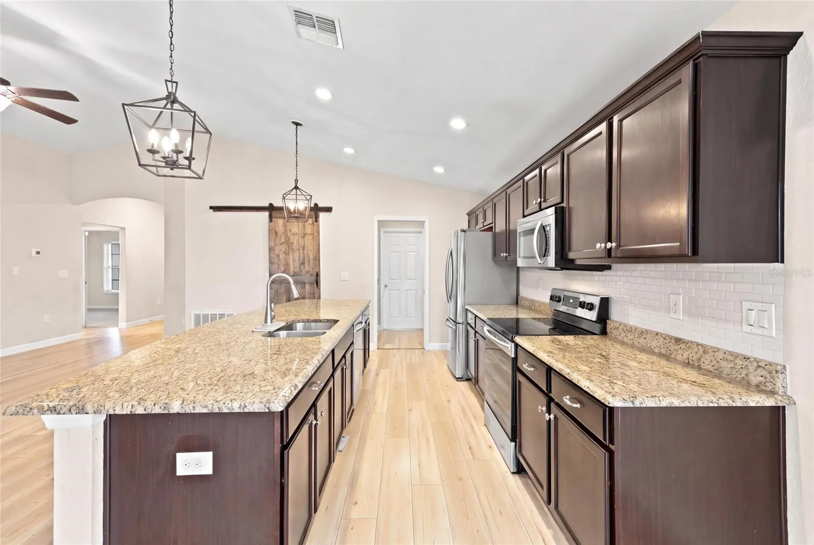 3258 52ND CIR E