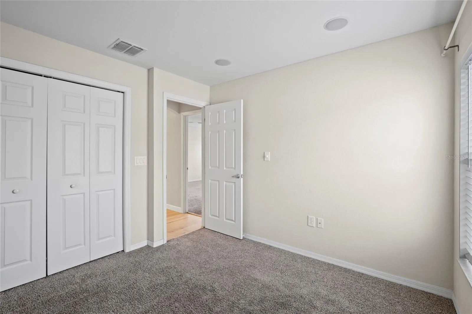 3258 52ND CIR E