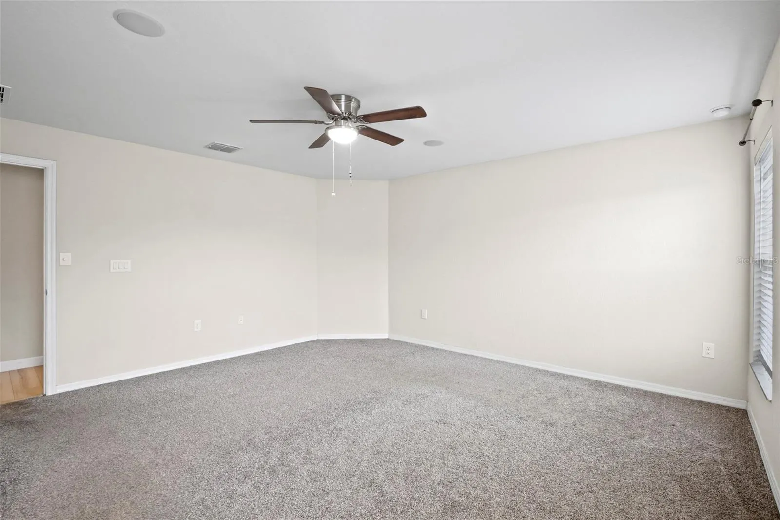 3258 52ND CIR E