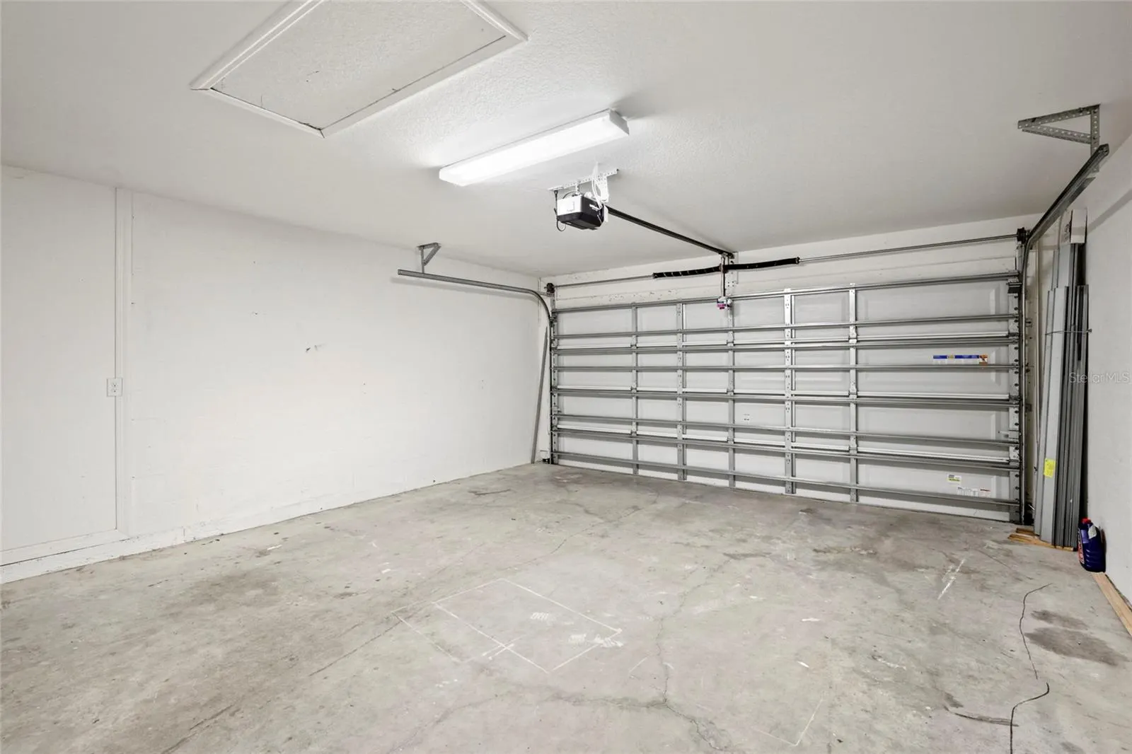 3258 52ND CIR E