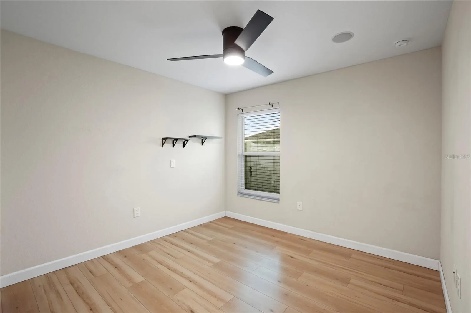 3258 52ND CIR E