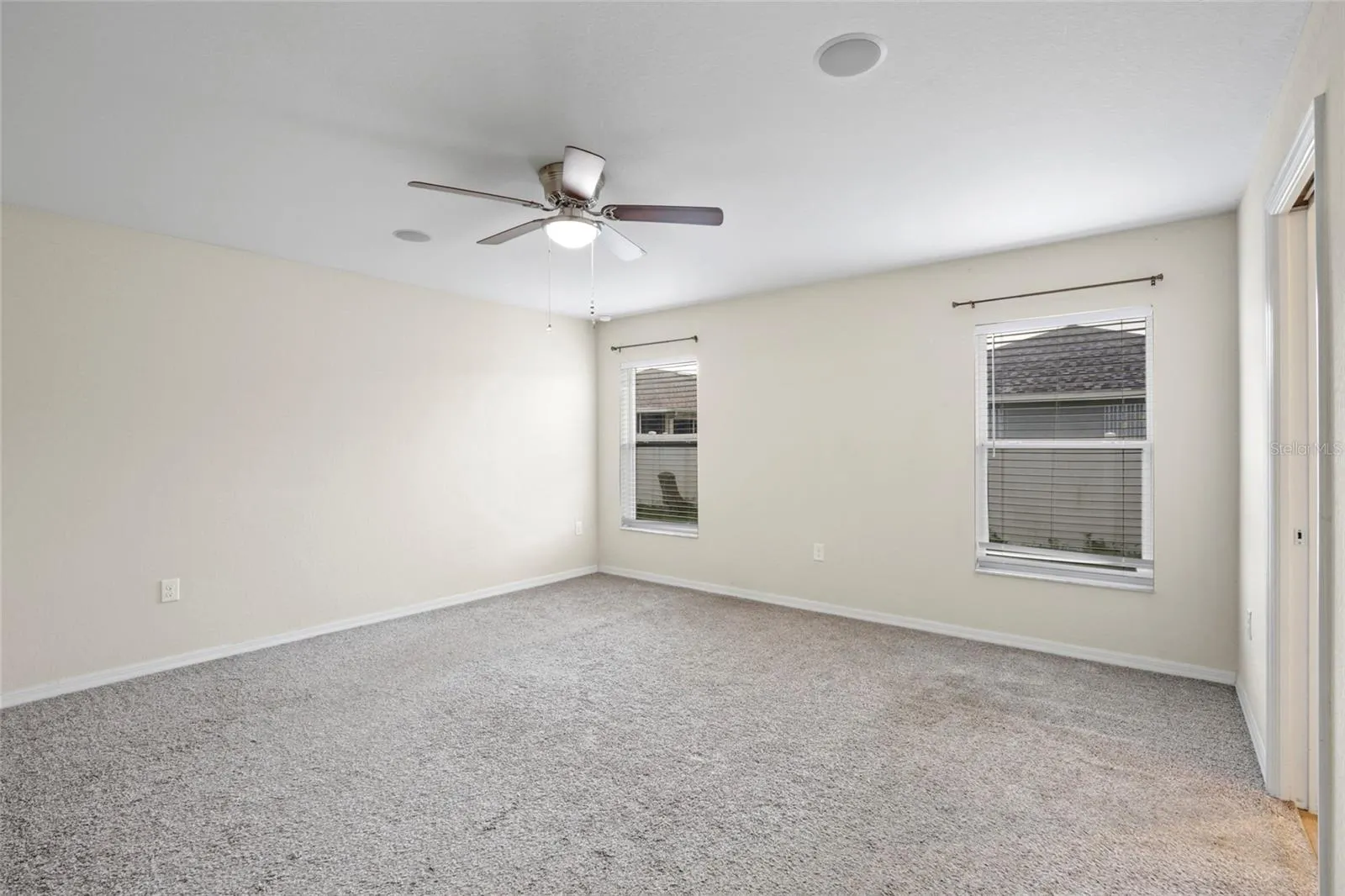 3258 52ND CIR E