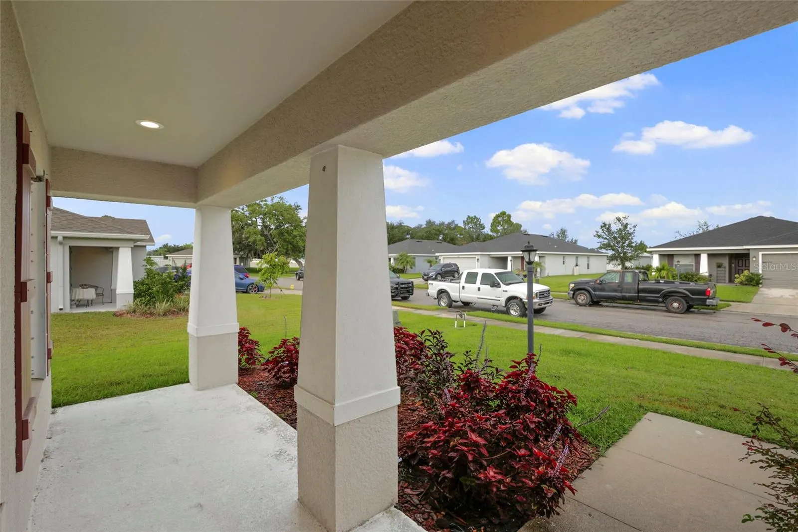 3258 52ND CIR E