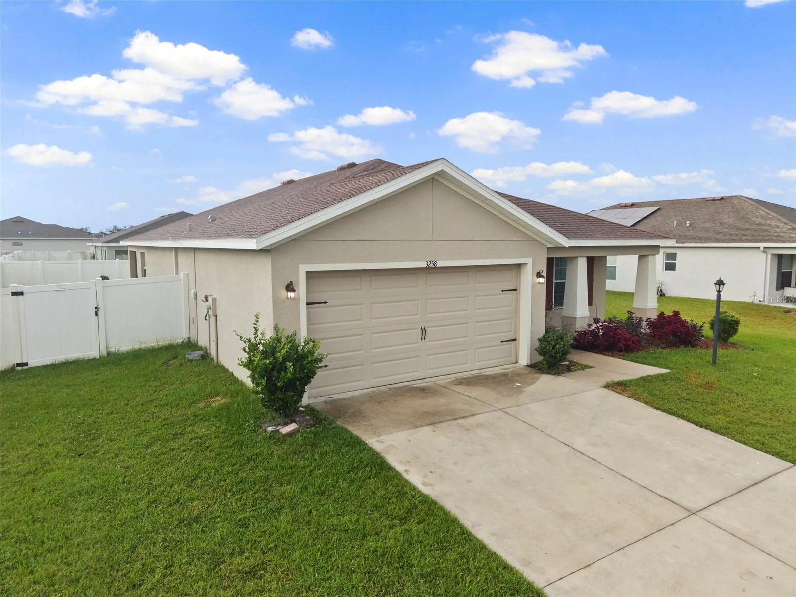 3258 52ND CIR E