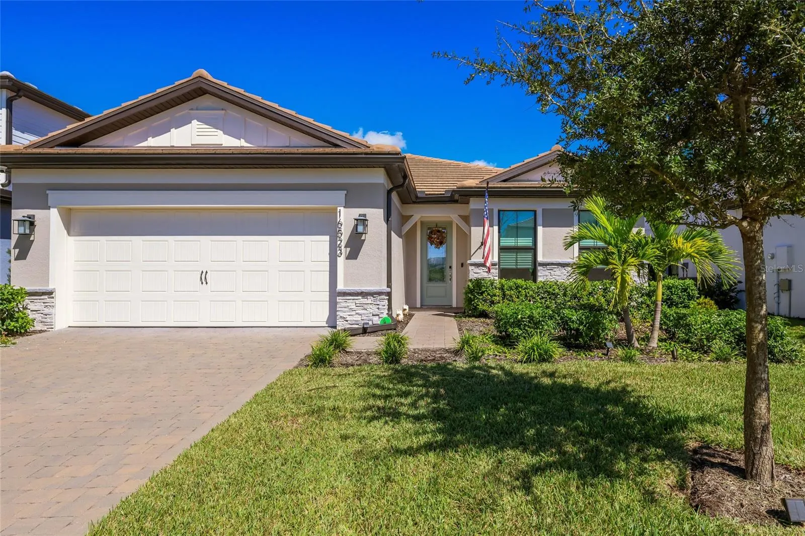 16523 ARBOR RIDGE TRL