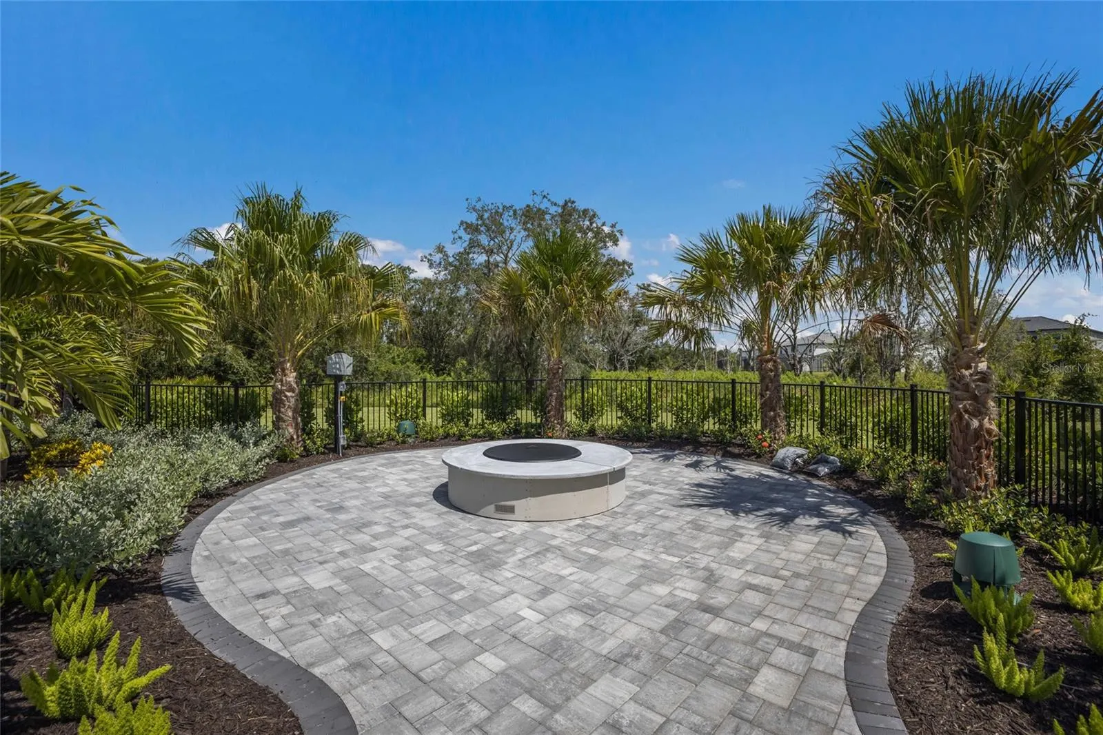 16523 ARBOR RIDGE TRL