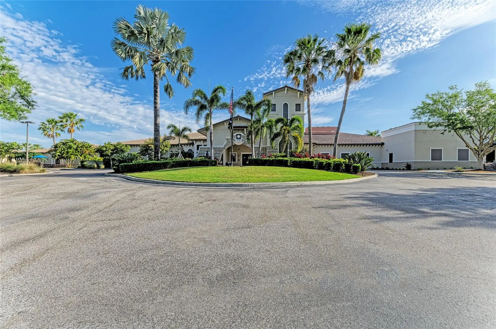 6726 ROOKERY LAKE DR