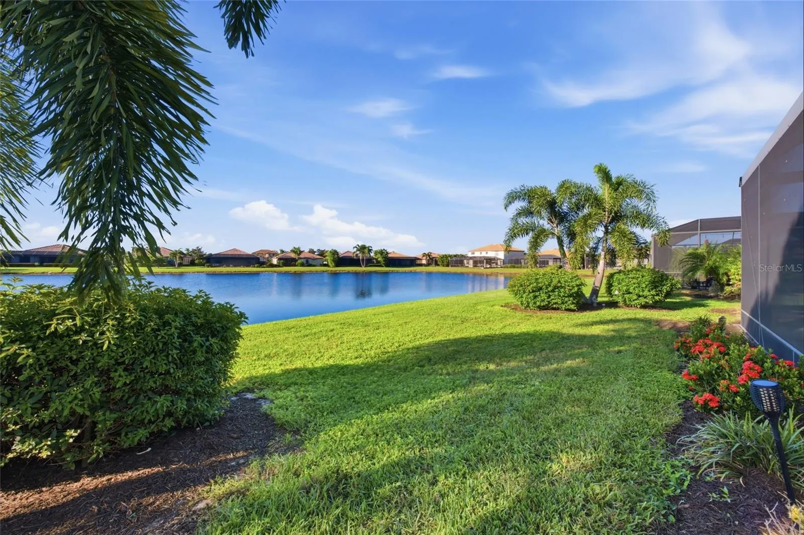 6726 ROOKERY LAKE DR