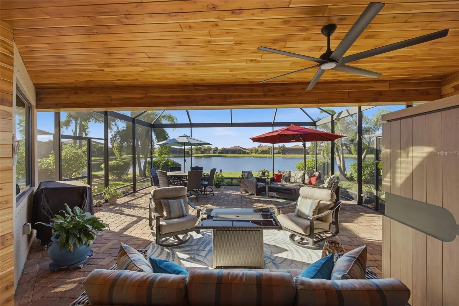 6726 ROOKERY LAKE DR