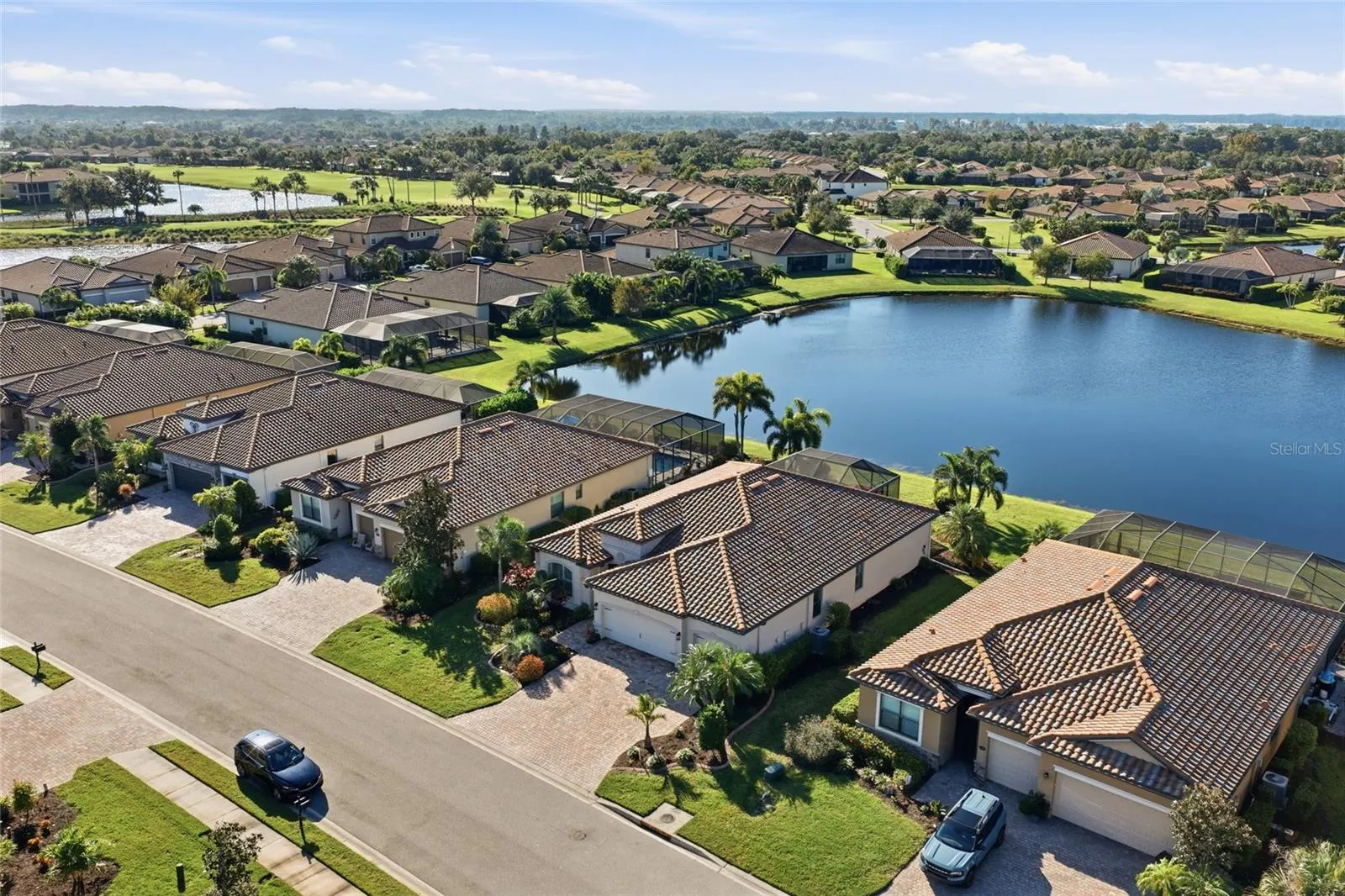 6726 ROOKERY LAKE DR