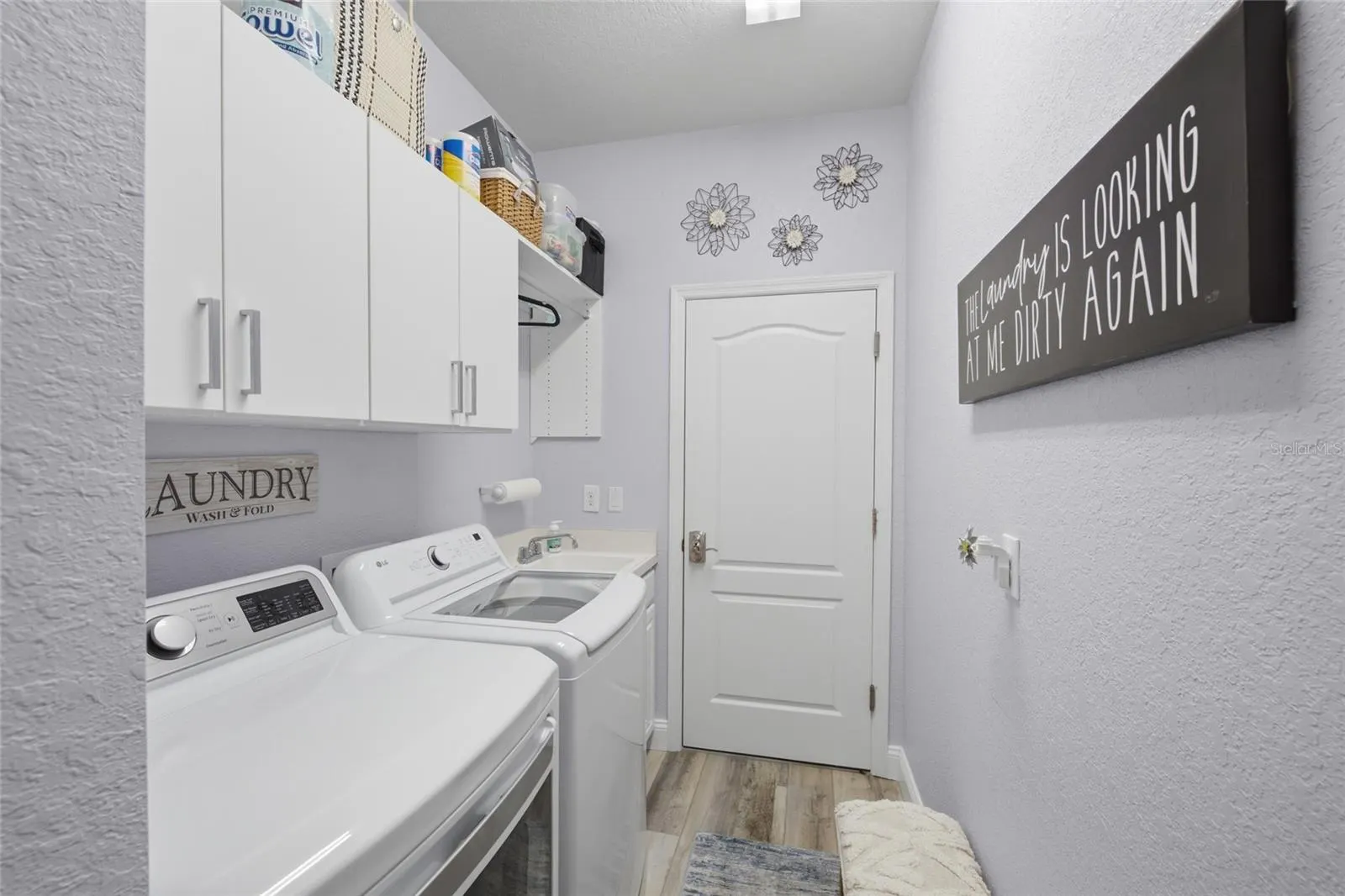 6726 ROOKERY LAKE DR