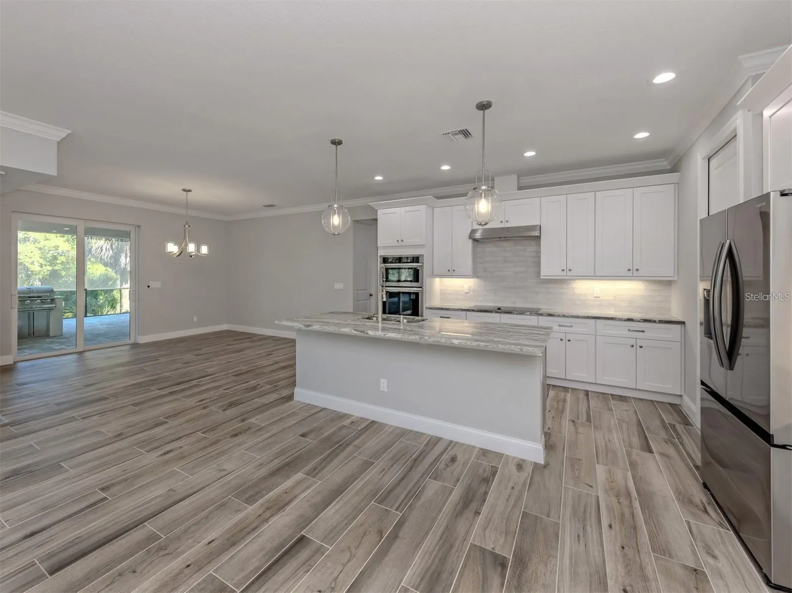 3423 KNOX TER
