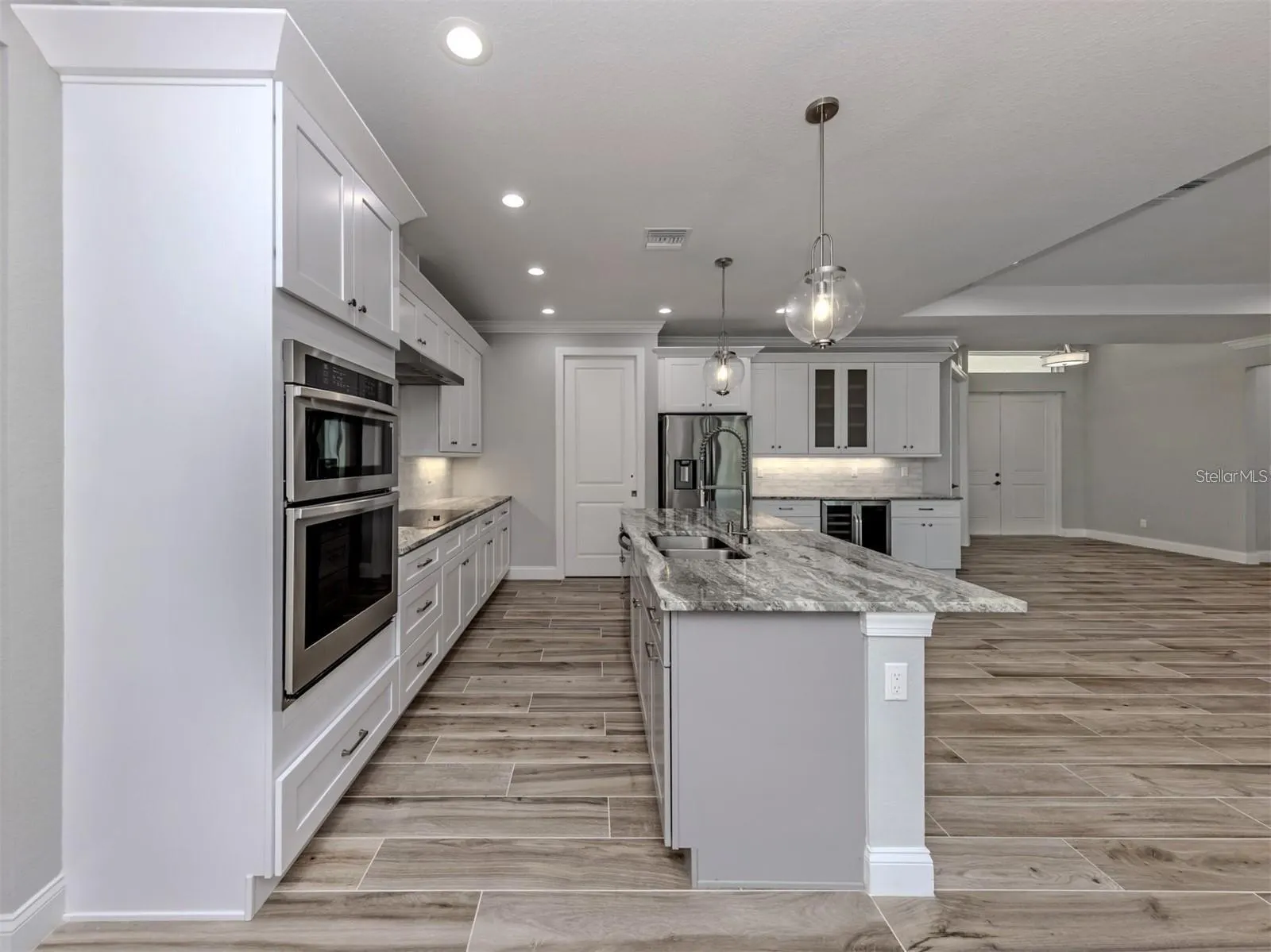 3423 KNOX TER