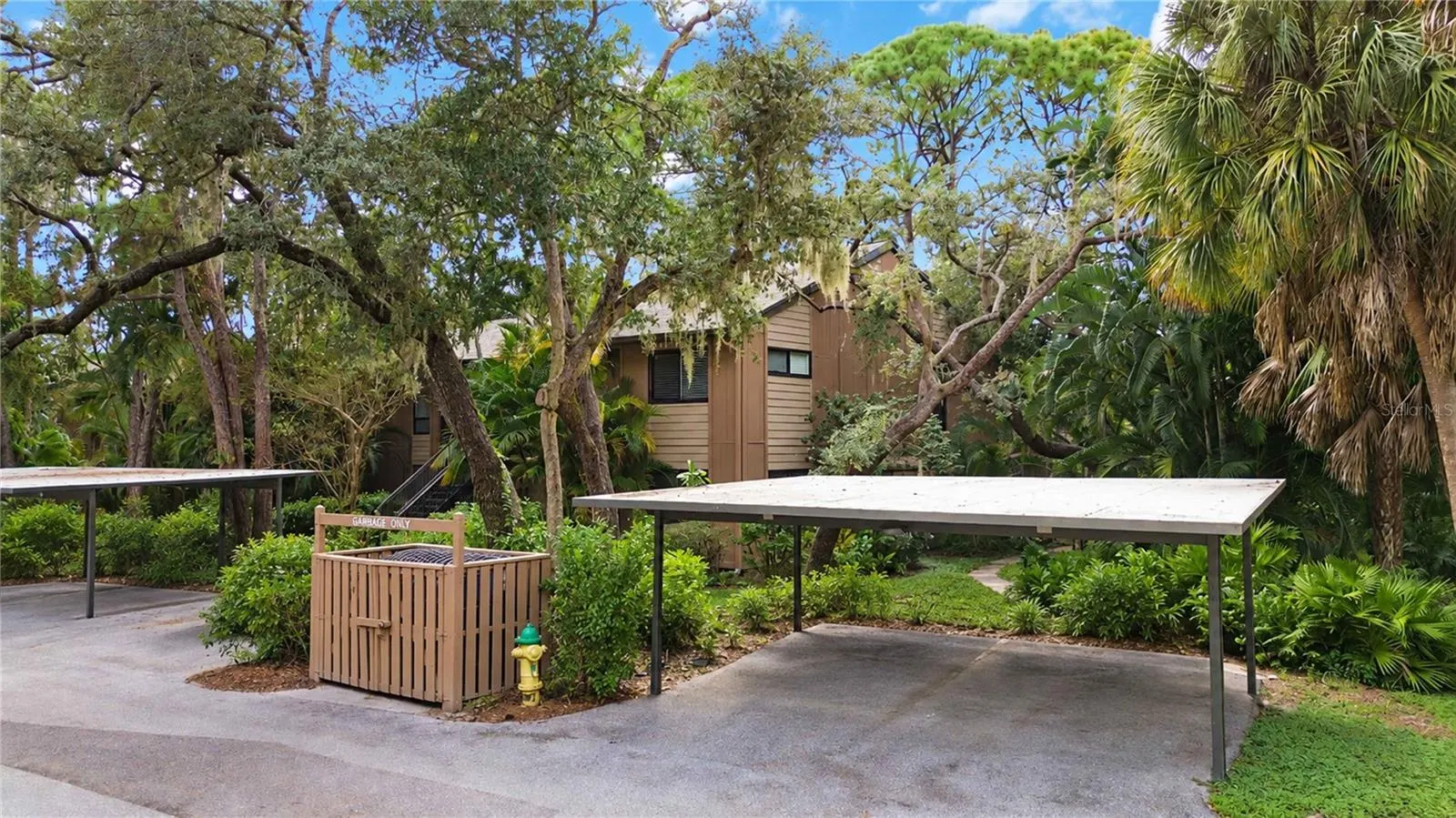 1711 PELICAN COVE RD #443 #443