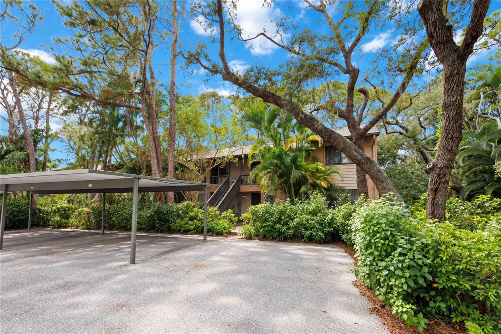 1711 PELICAN COVE RD #443 #443