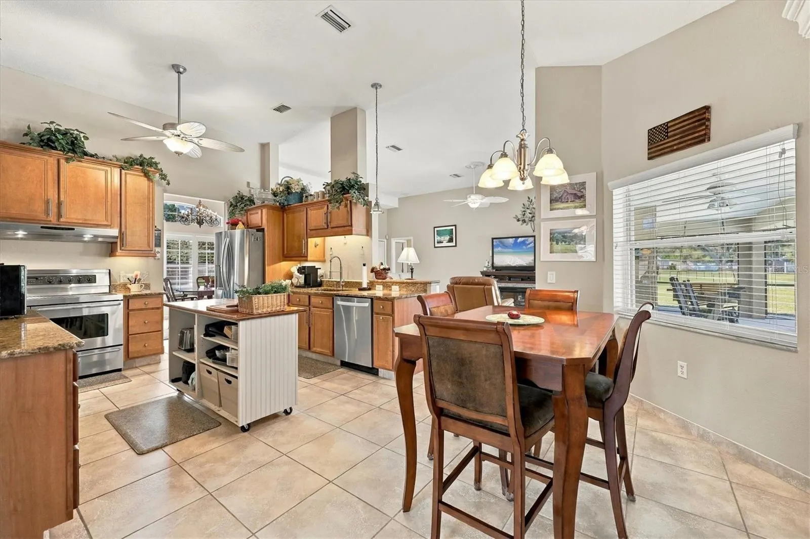 2805 NORWOOD LN