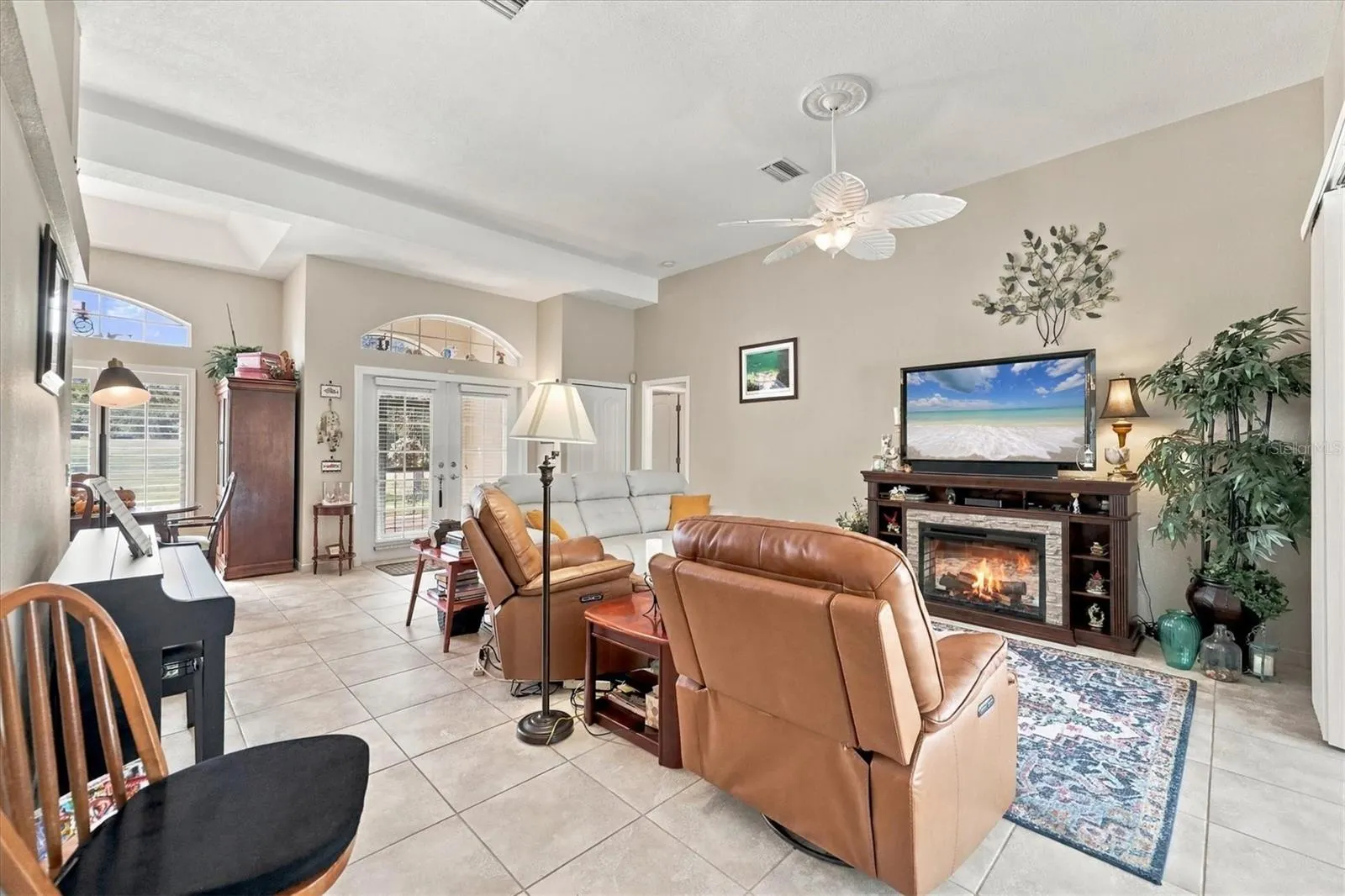2805 NORWOOD LN