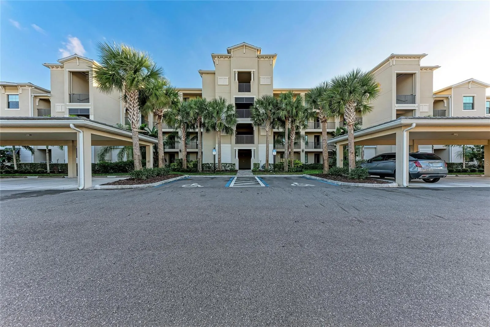 18114 GAWTHROP DR #404 #404