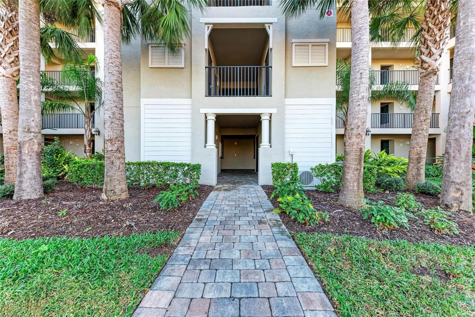 18114 GAWTHROP DR #404 #404