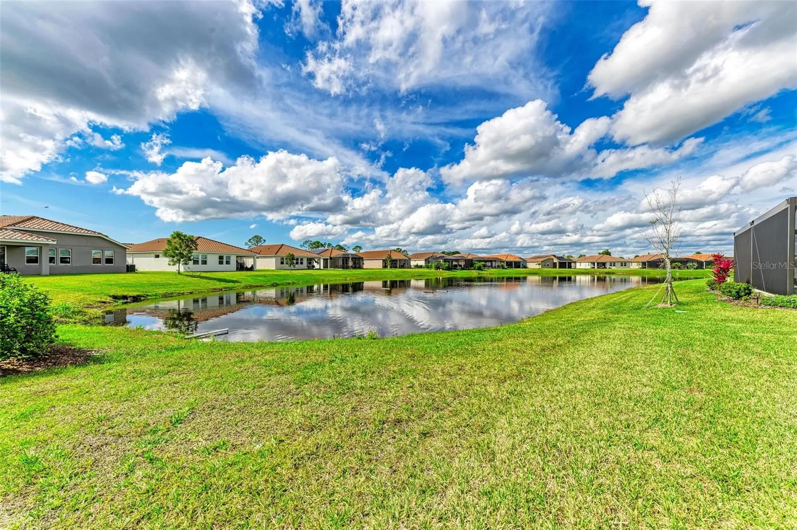 497 FIREBUSH DR