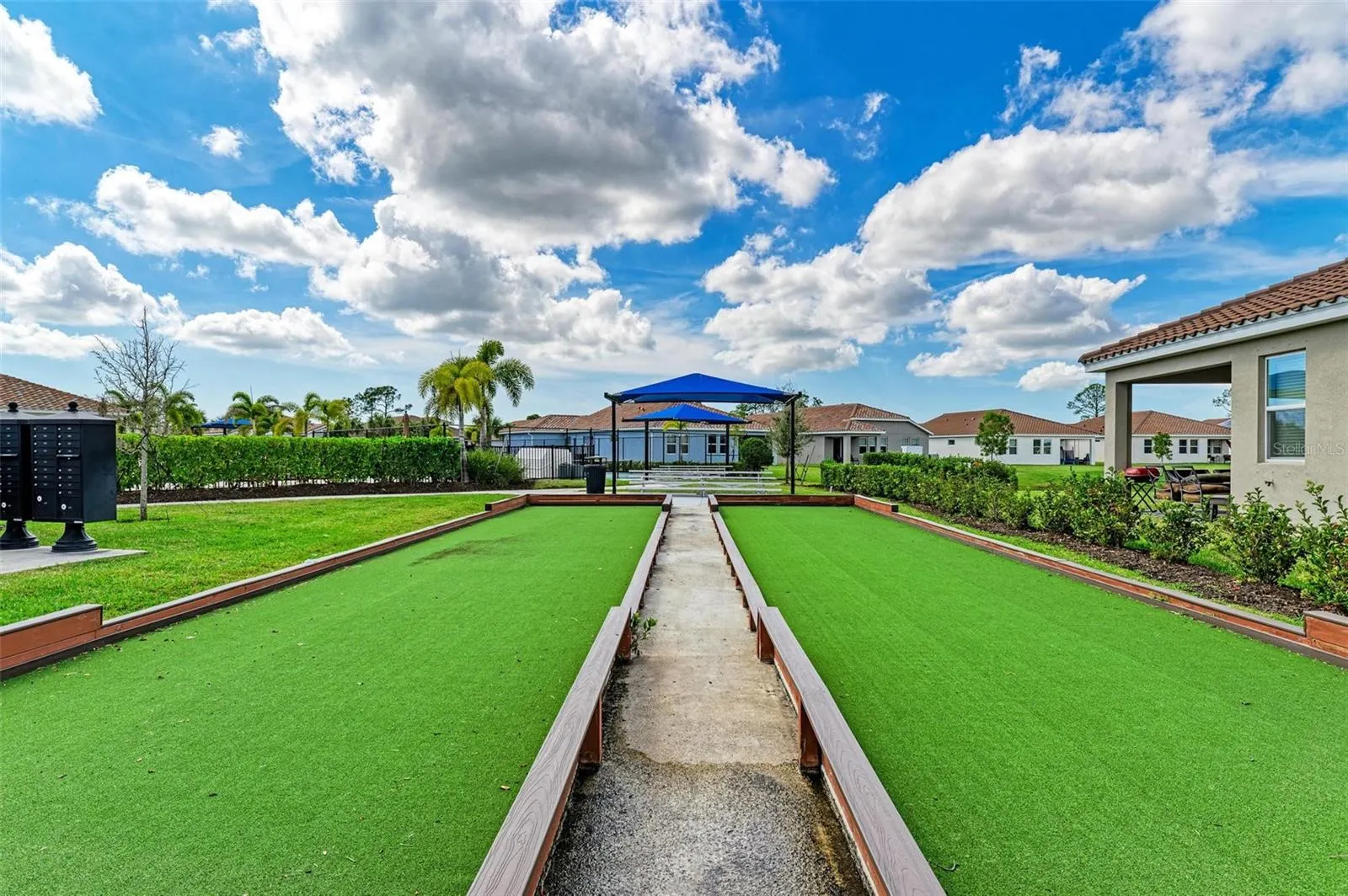 497 FIREBUSH DR