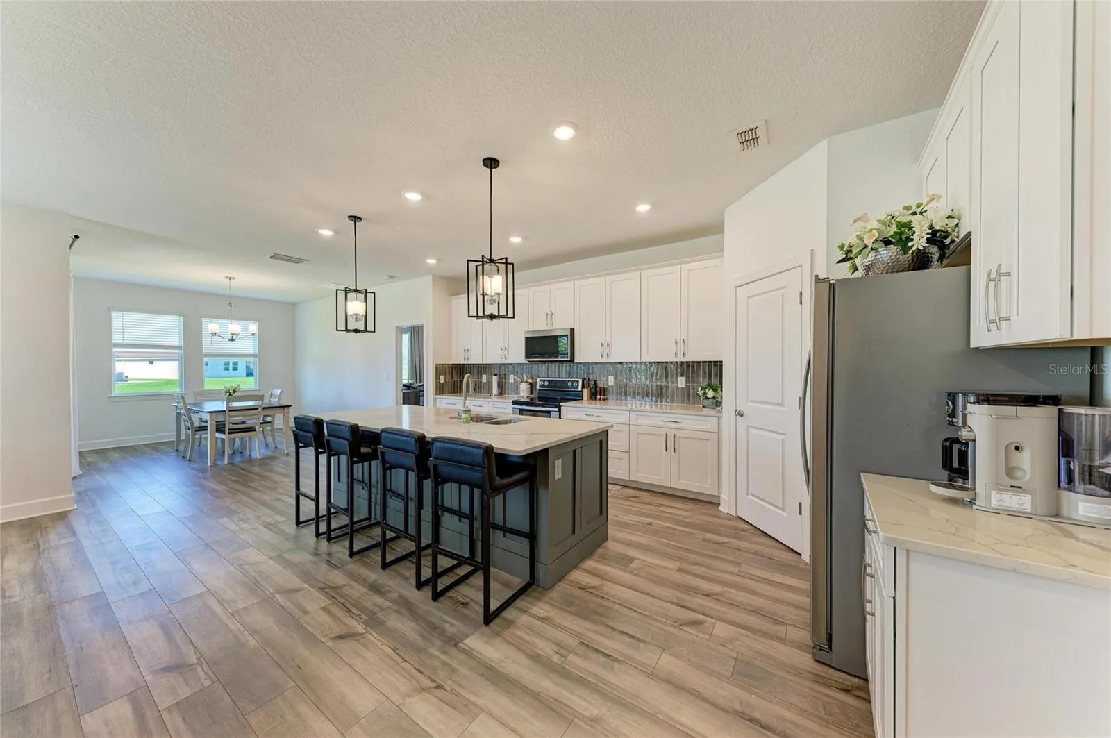 497 FIREBUSH DR