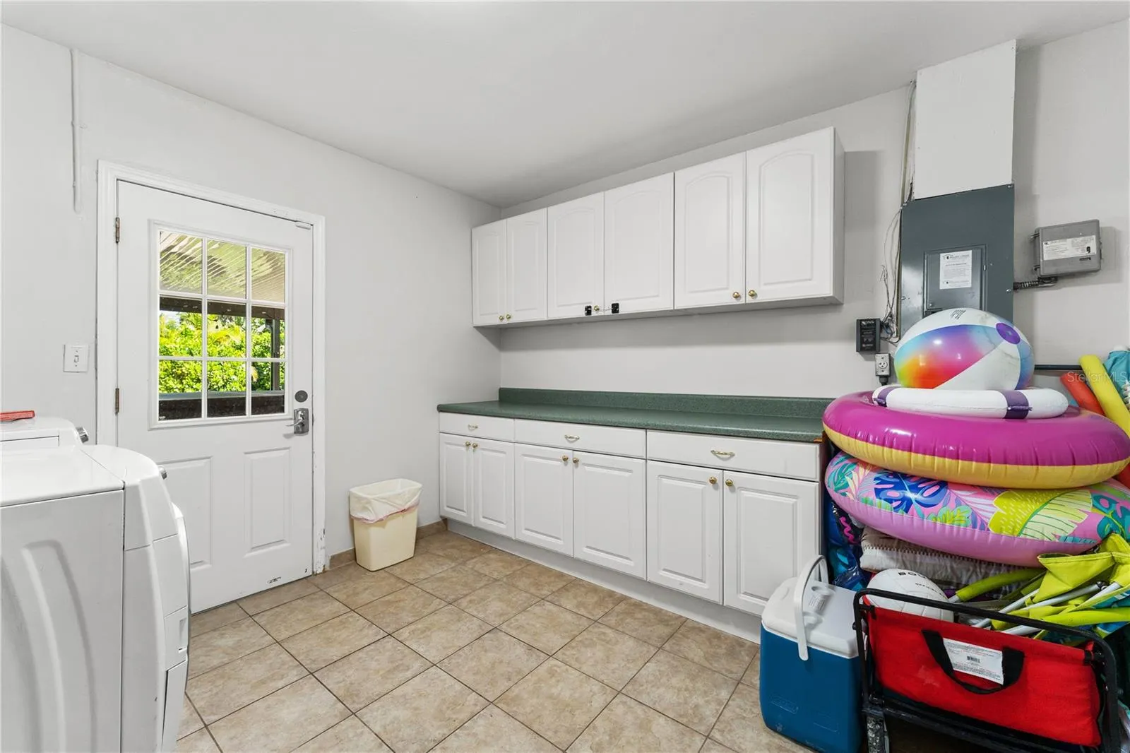 5363 FOXWOOD DR