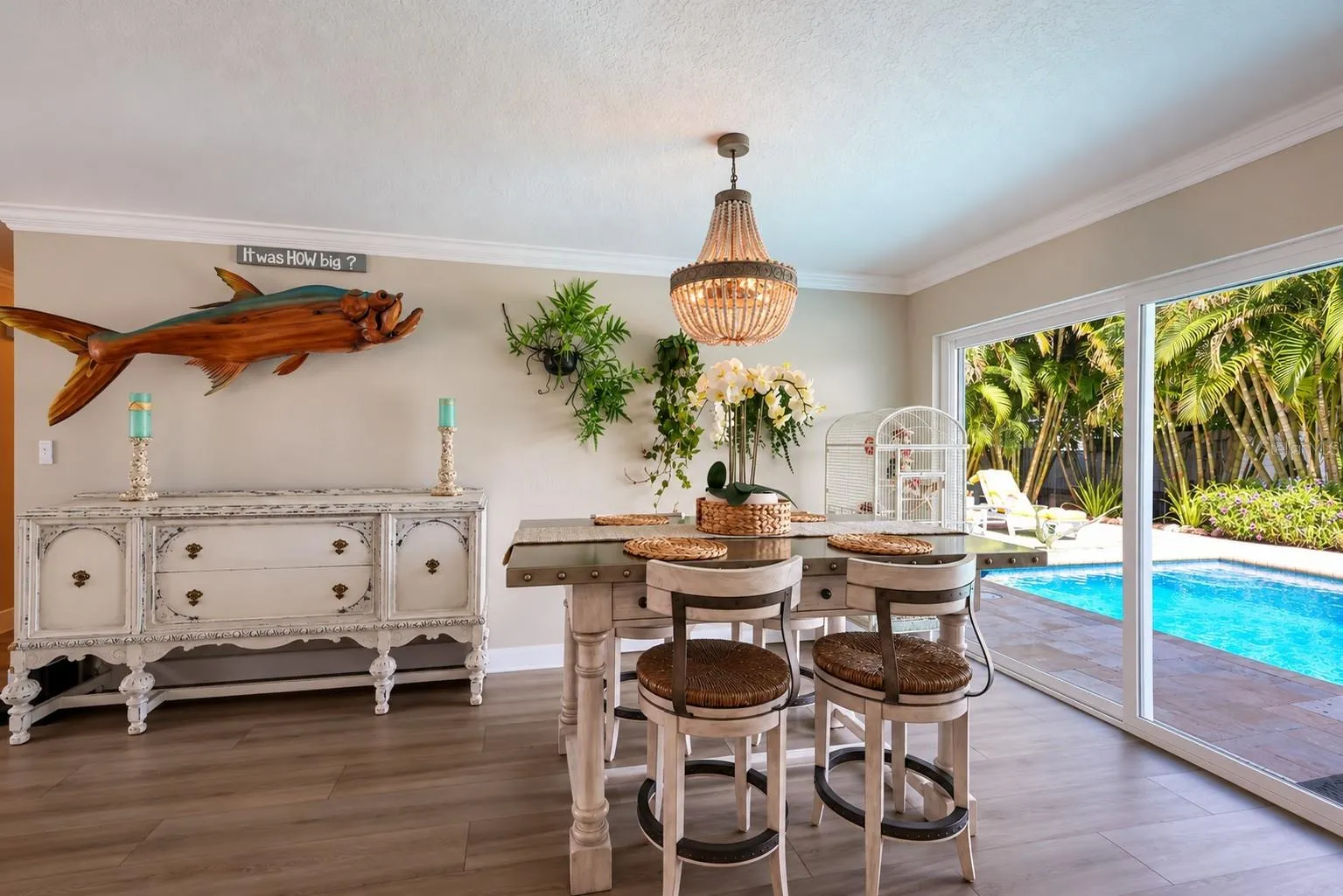902 25TH AVE W