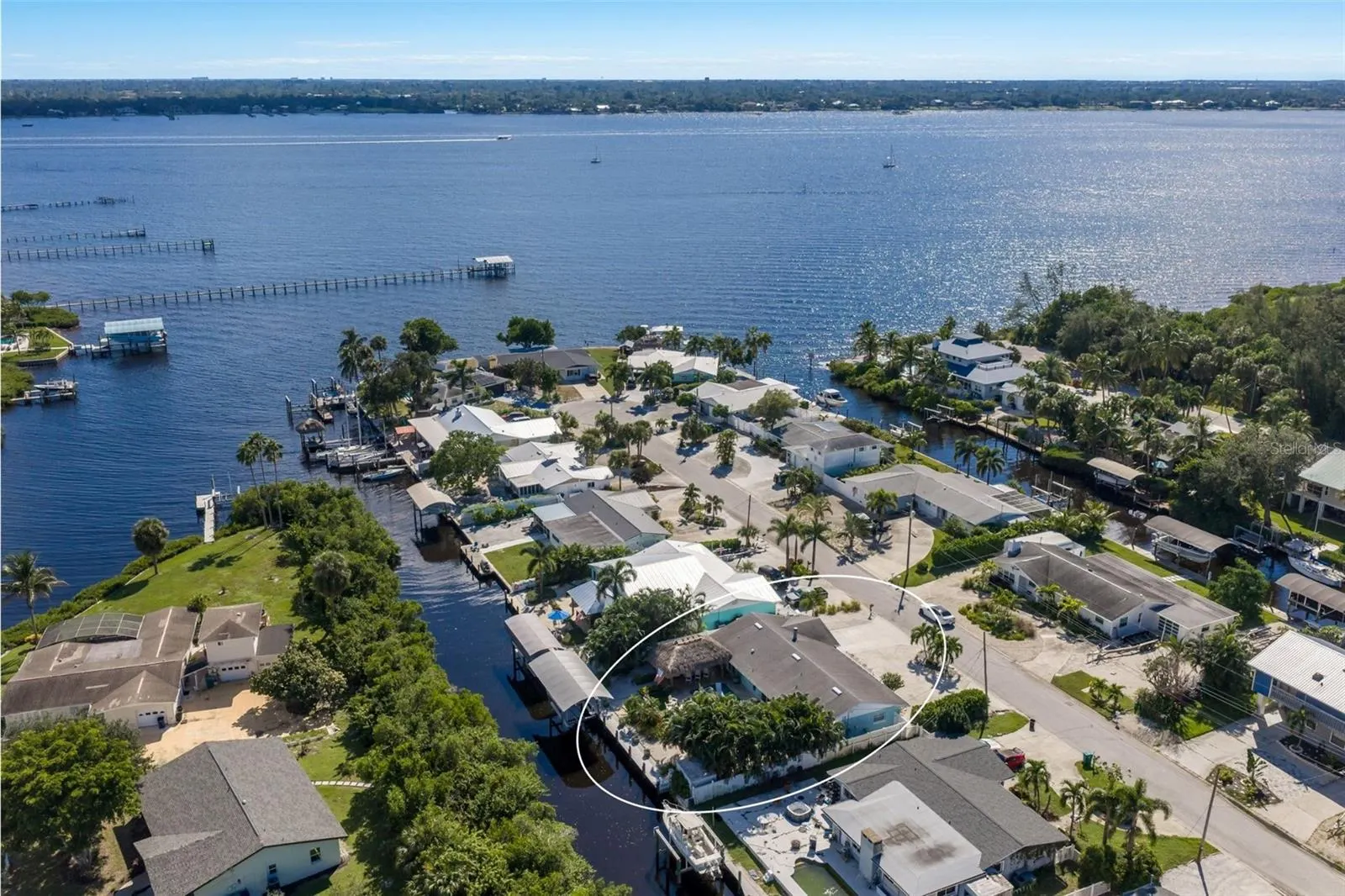 902 25TH AVE W